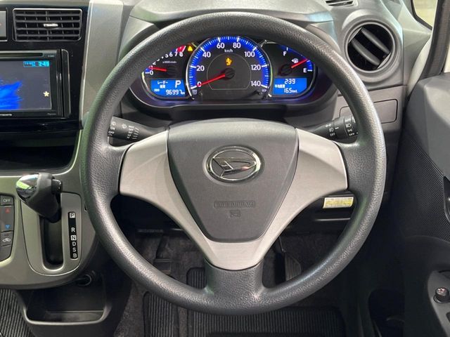 DAIHATSU MOVE CUSTOM 4WD 2013