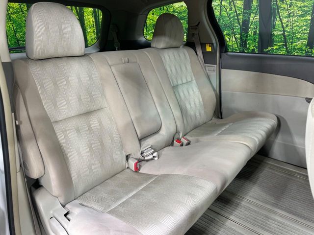 TOYOTA ESTIMA  4WD 2009