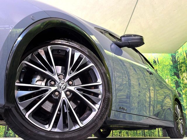 TOYOTA PRIUS 4WD 2023