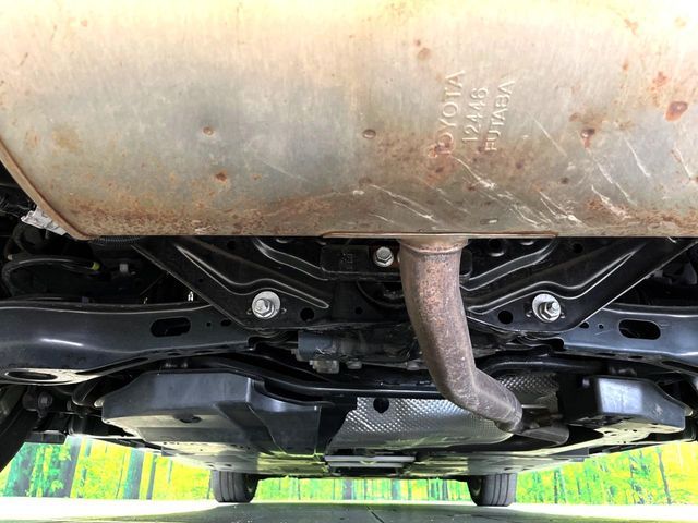 TOYOTA PRIUS 4WD 2023