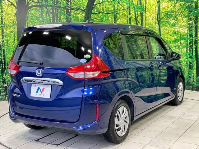 HONDA FREED 2018