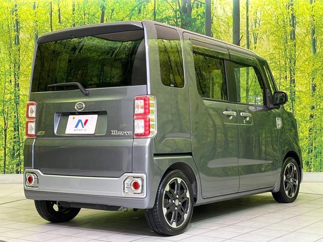 DAIHATSU WAKE 2014