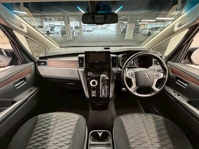 MITSUBISHI DELICA D:5 4WD 2023