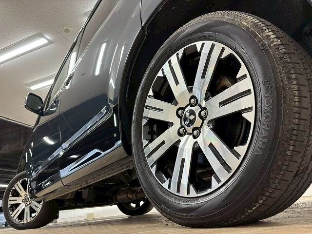 MITSUBISHI DELICA D:5 4WD 2023