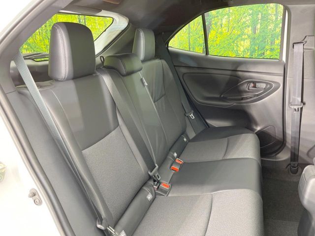 TOYOTA YARIS CROSS HYBRID 2025