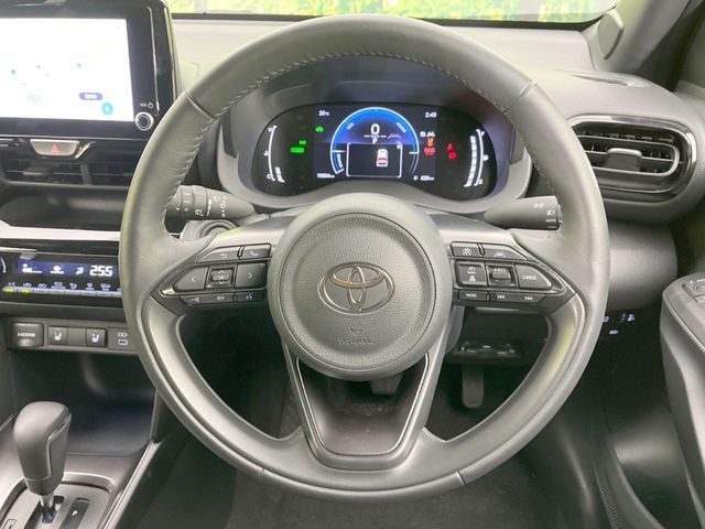 TOYOTA YARIS CROSS HYBRID 2025