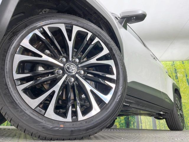 TOYOTA YARIS CROSS HYBRID 2025