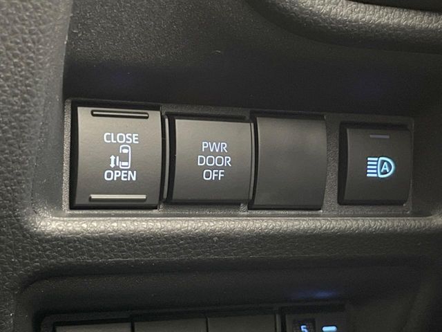 TOYOTA SIENTA HYBRID 2025