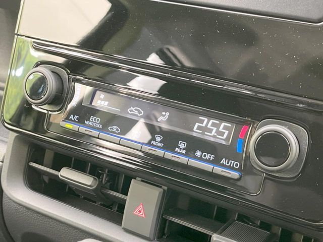 TOYOTA SIENTA HYBRID 2025