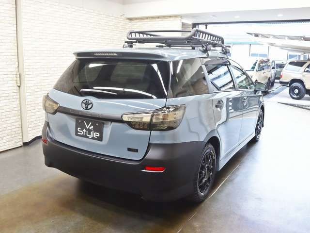 TOYOTA WISH 2012