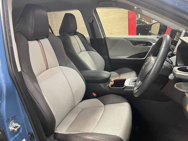 TOYOTA RAV4 HYBRID 4WD 2022