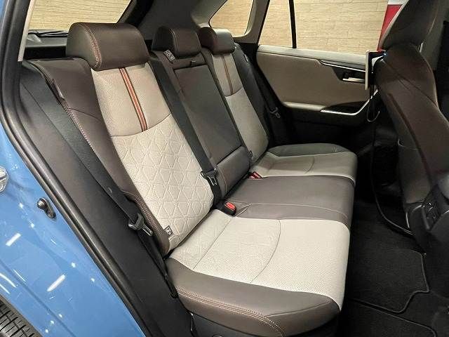 TOYOTA RAV4 HYBRID 4WD 2022