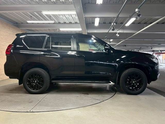 TOYOTA LANDCRUISER PRADO 2021