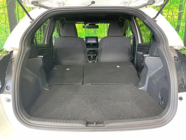 TOYOTA YARIS HYBRID 2020