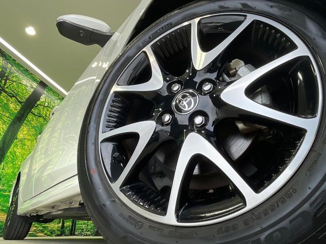 TOYOTA YARIS HYBRID 2020