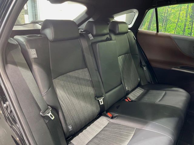 TOYOTA HARRIER 2WD 2022