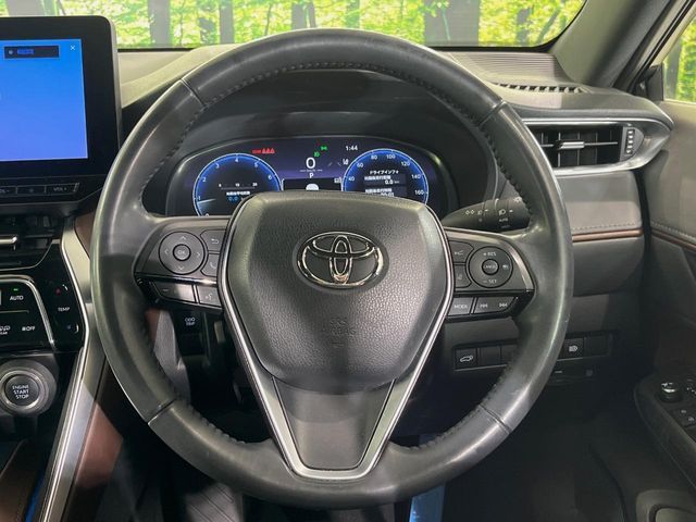 TOYOTA HARRIER 2WD 2022