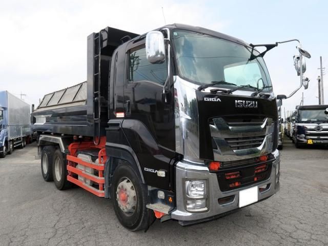 ISUZU GIGA 2017