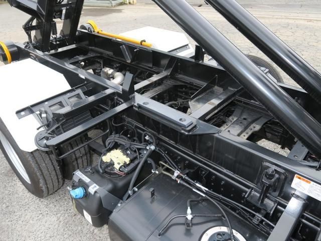 MITSUBISHI CANTER 2024