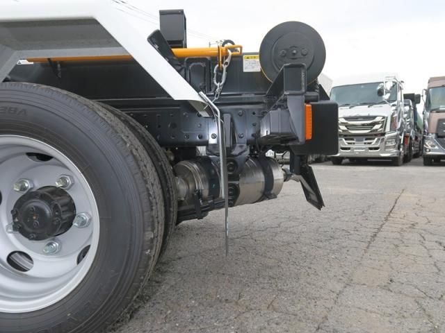 MITSUBISHI CANTER 2024