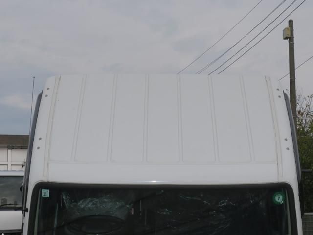 MITSUBISHI CANTER 2024