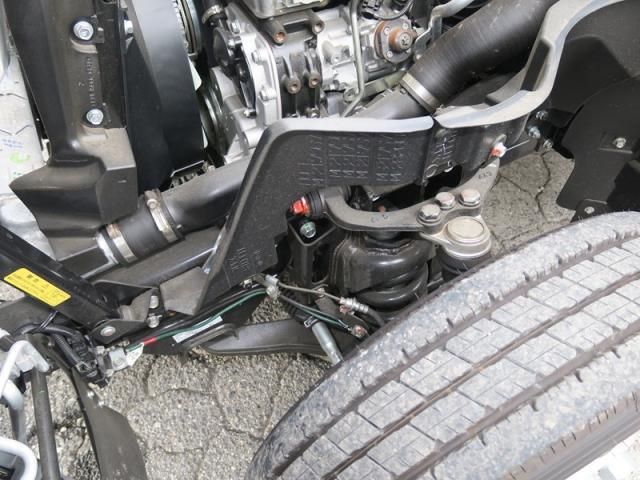 MITSUBISHI CANTER 2024