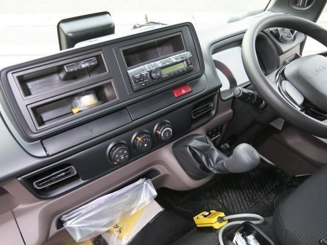 MITSUBISHI CANTER 2024