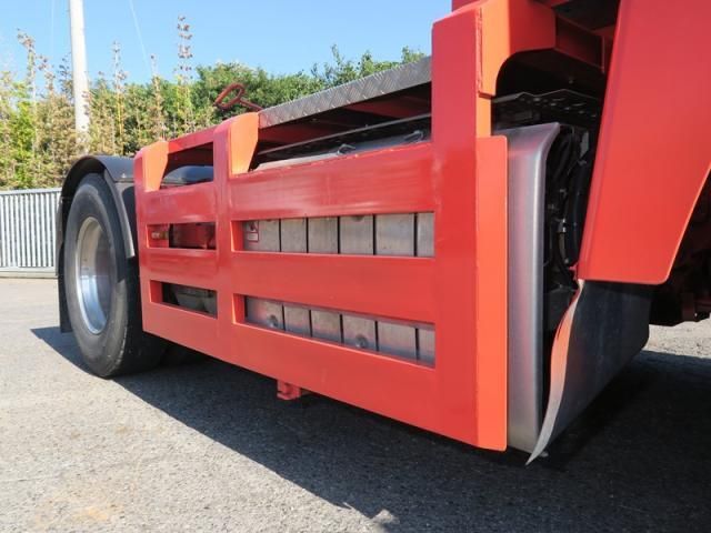 MITSUBISHI FUSOU SUPER GREAT 2018