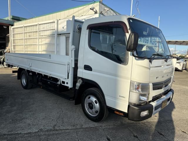 MITSUBISHI CANTER 2013
