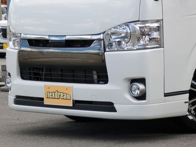 TOYOTA HIACE van 2WD 2019