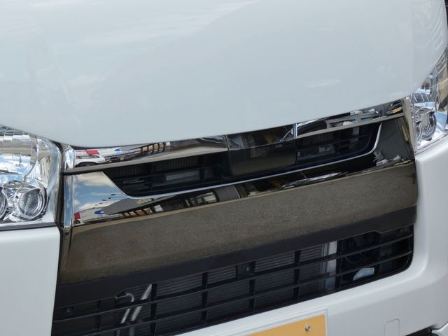 TOYOTA HIACE van 2WD 2019