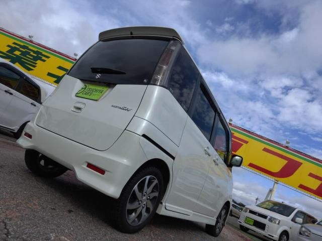 SUZUKI PALETTE SW 2013