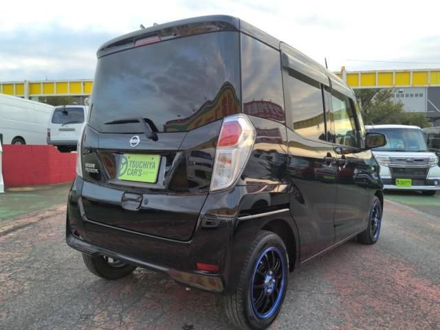 NISSAN DAYZ ROOX 2017