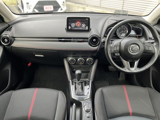 MAZDA DEMIO 4WD 2016