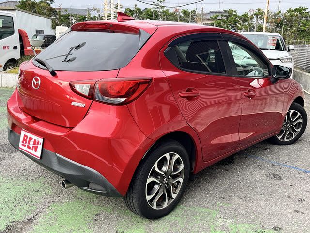 MAZDA DEMIO 4WD 2016