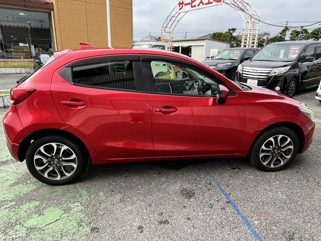 MAZDA DEMIO 4WD 2016
