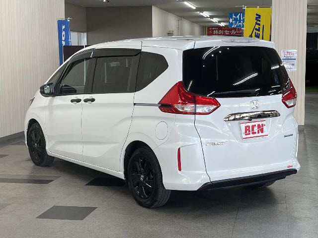 HONDA FREED plus HYBRID 2024