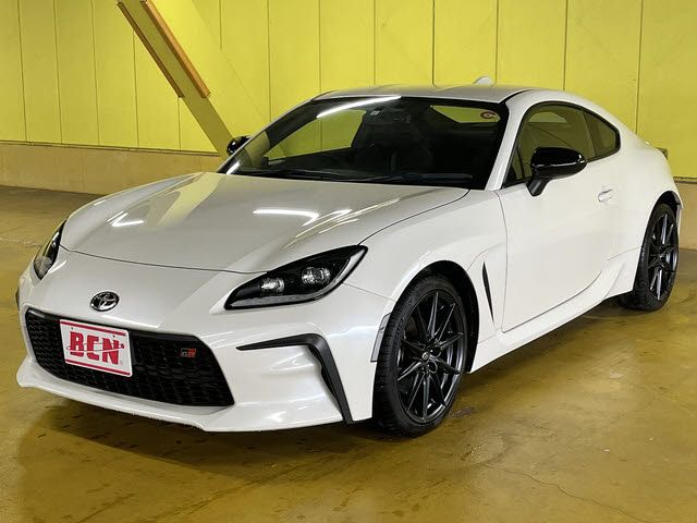 TOYOTA GR86 2023
