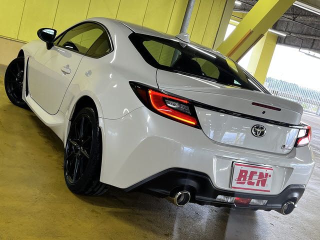 TOYOTA GR86 2023