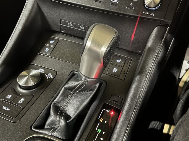 TOYOTA LEXUS RC300h 2014