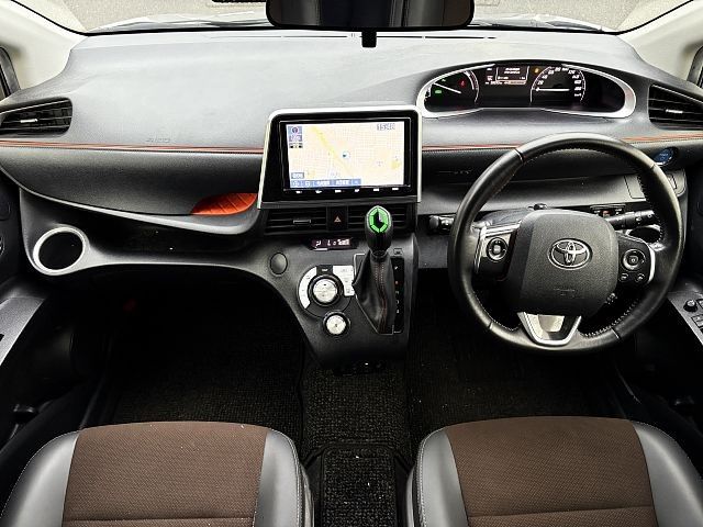 TOYOTA SIENTA HYBRID 2020