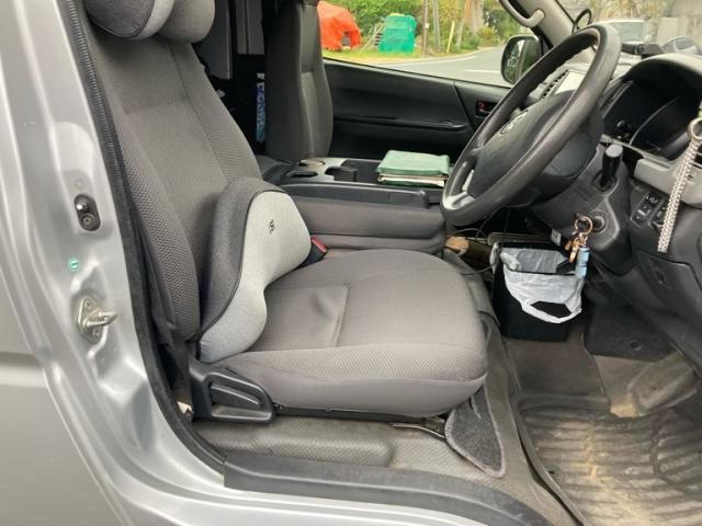 TOYOTA HIACE van 2WD 2013