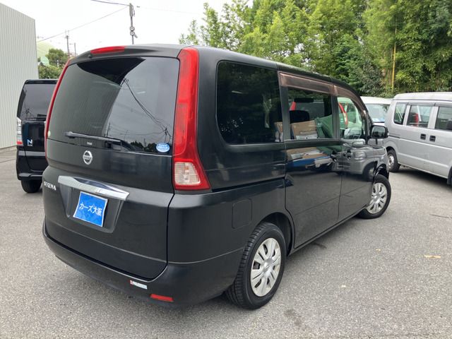 NISSAN SERENA  WG 2010