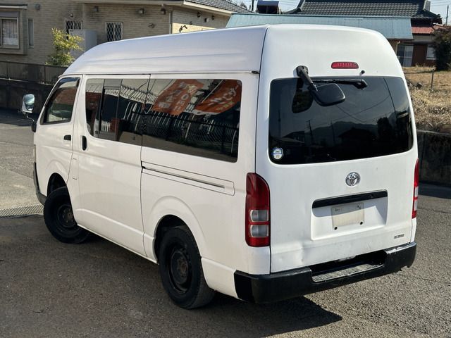 TOYOTA HIACE van 2WD 2009