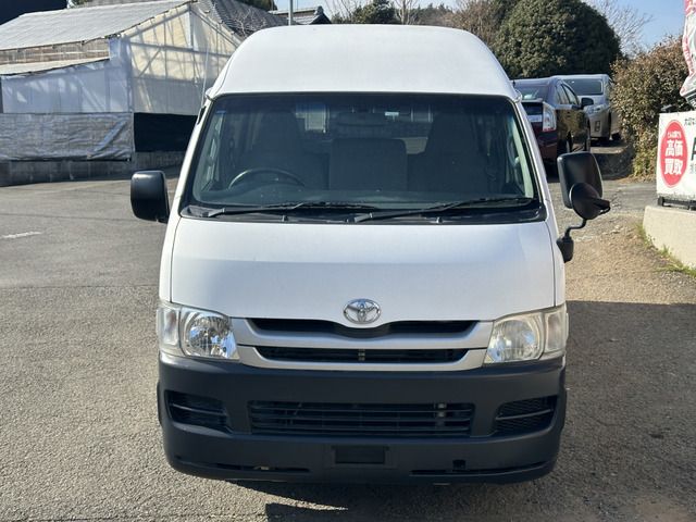 TOYOTA HIACE van 2WD 2009