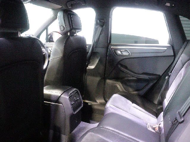 PORSCHE PORSCHE Macan 2018