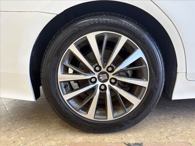 TOYOTA CROWN sedan hybrid 2019