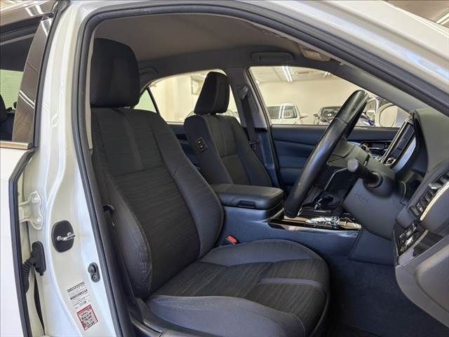 TOYOTA CROWN sedan 2017