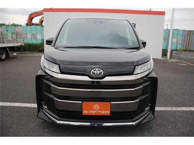 TOYOTA NOAH 2023