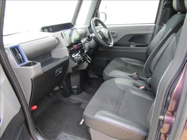 DAIHATSU TANTO CUSTOM 2020